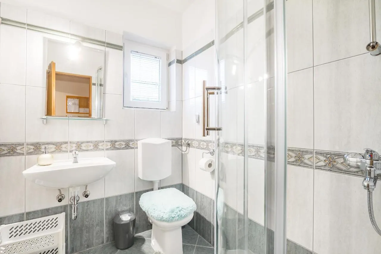 Apartman 3 Appartement Omišalj